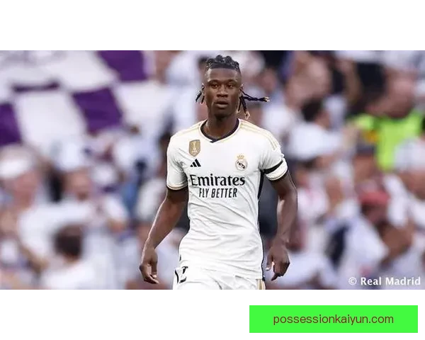 卡马文加中场覆盖范围表现稳健，助力球队防守稳定性提升