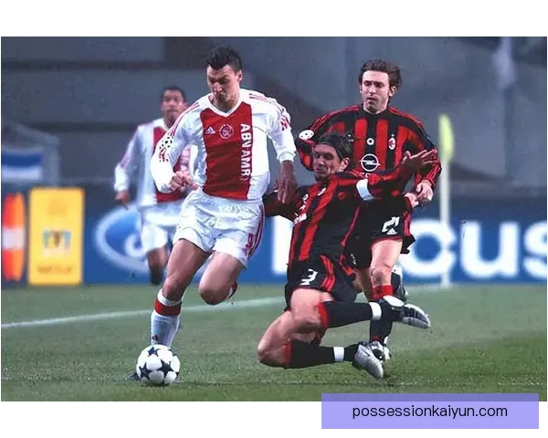 马尔蒂尼战术象征意义及其对现代防守理念的影响分析