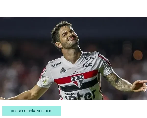 西甲新人评选进入关键阶段，候选球员表现备受瞩目